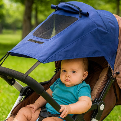Enfant-tranquille-sous-pare-soleil-pour-poussette-imperméable