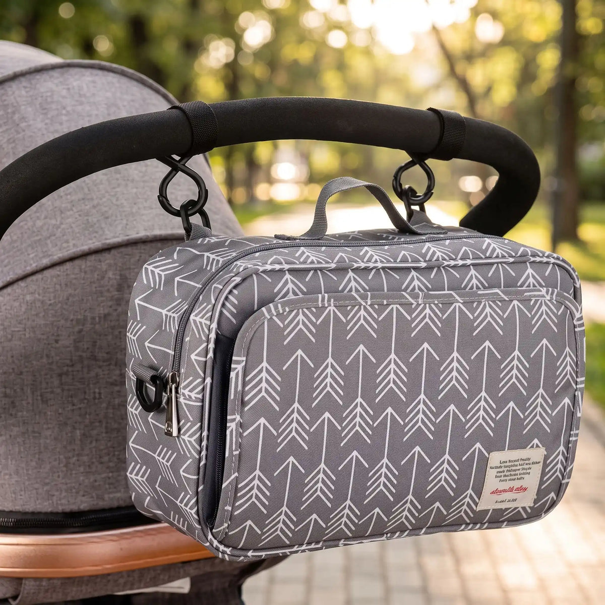 Sac à langer pour poussette balade motif  flèche