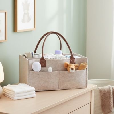Panier de rangement bébé feutrine  dans chambre